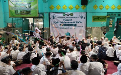 Keagungan Maulid Nabi Muhammad SAW 1447 H di MI Darul Muttaqin