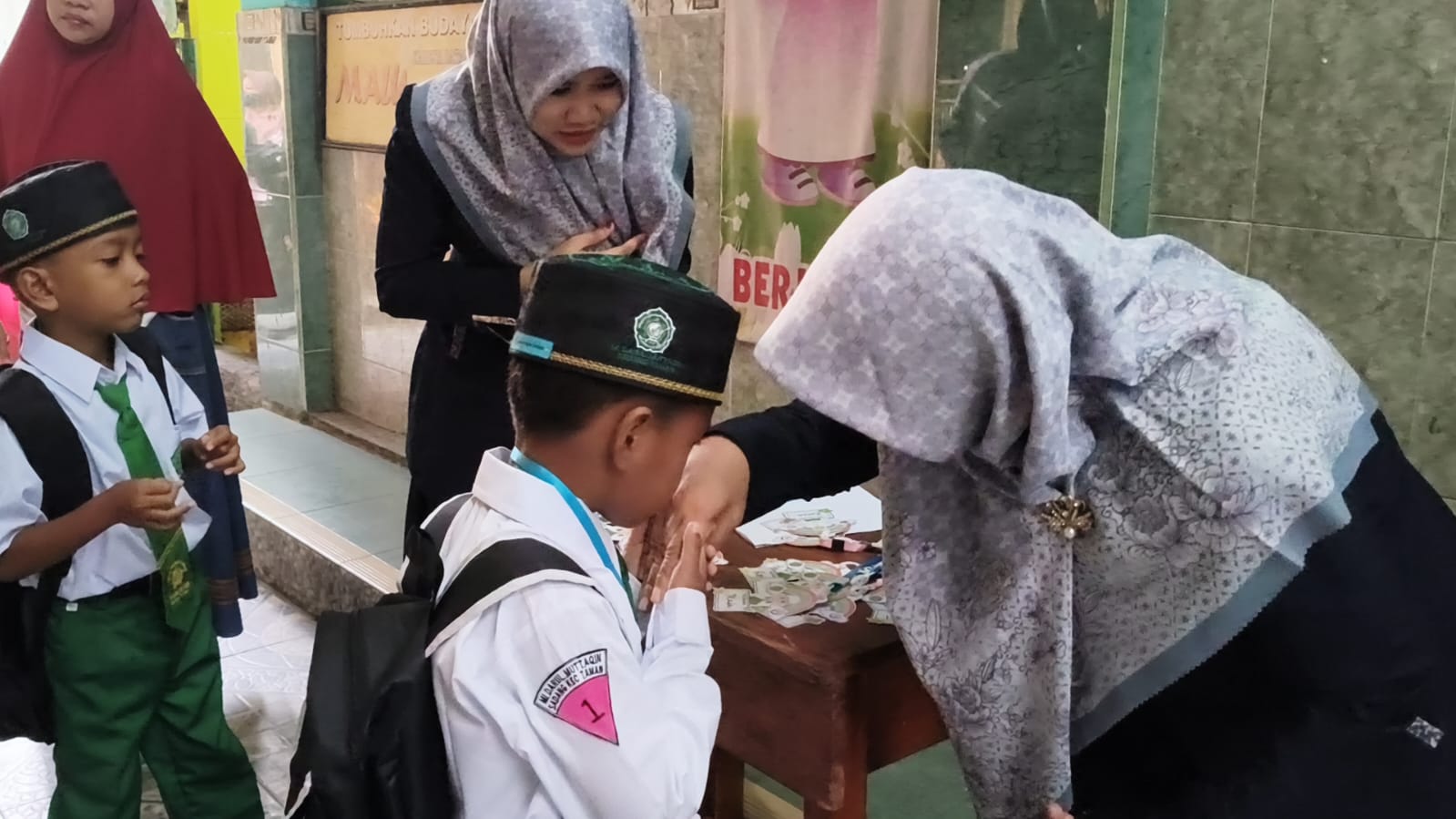 Pembukaan MATSAMA MI Darul Muttaqin Tahun Ajaran 2025–2026 Berjalan Lancar dan Penuh Semangat