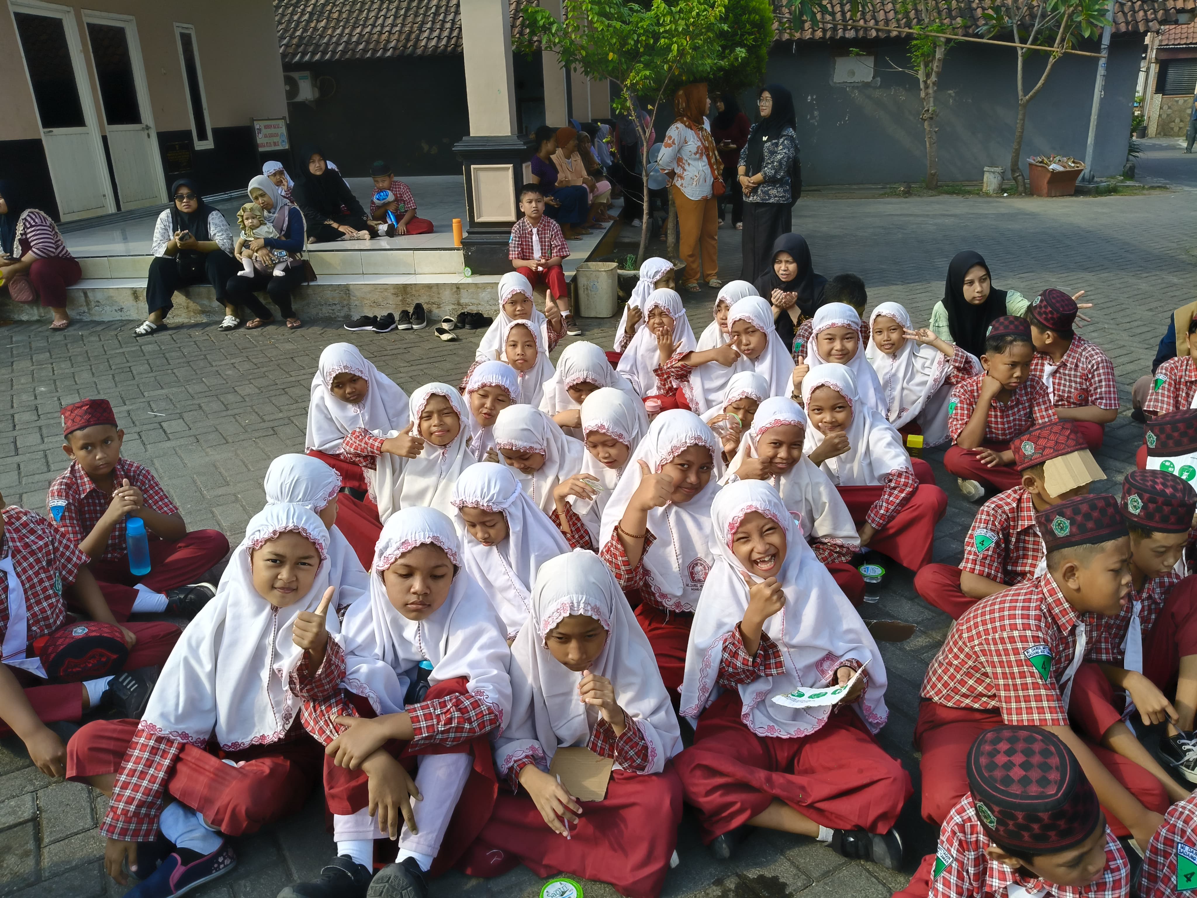 Meriah dan Penuh Kesan, Penutupan MATSARA & MATSAMA MI Darul Muttaqin Berlangsung Sukses