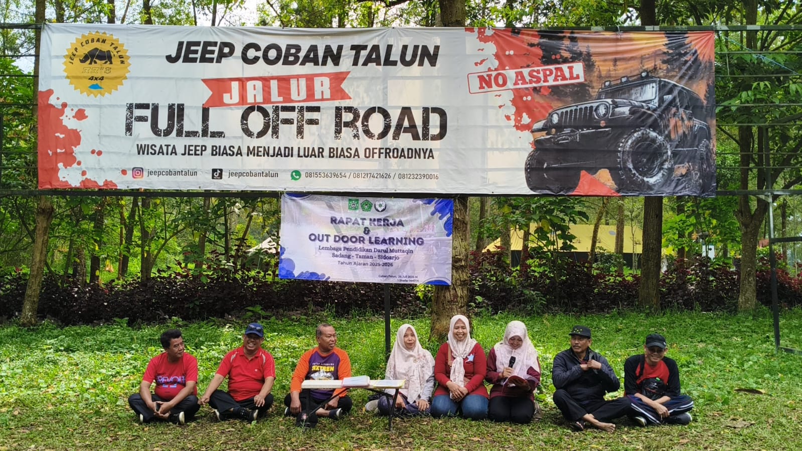 Semangat Kebersamaan dalam Rapat Kerja & Outdoor Learning Lembaga Pendidikan Darul Muttaqin di Coban Talun