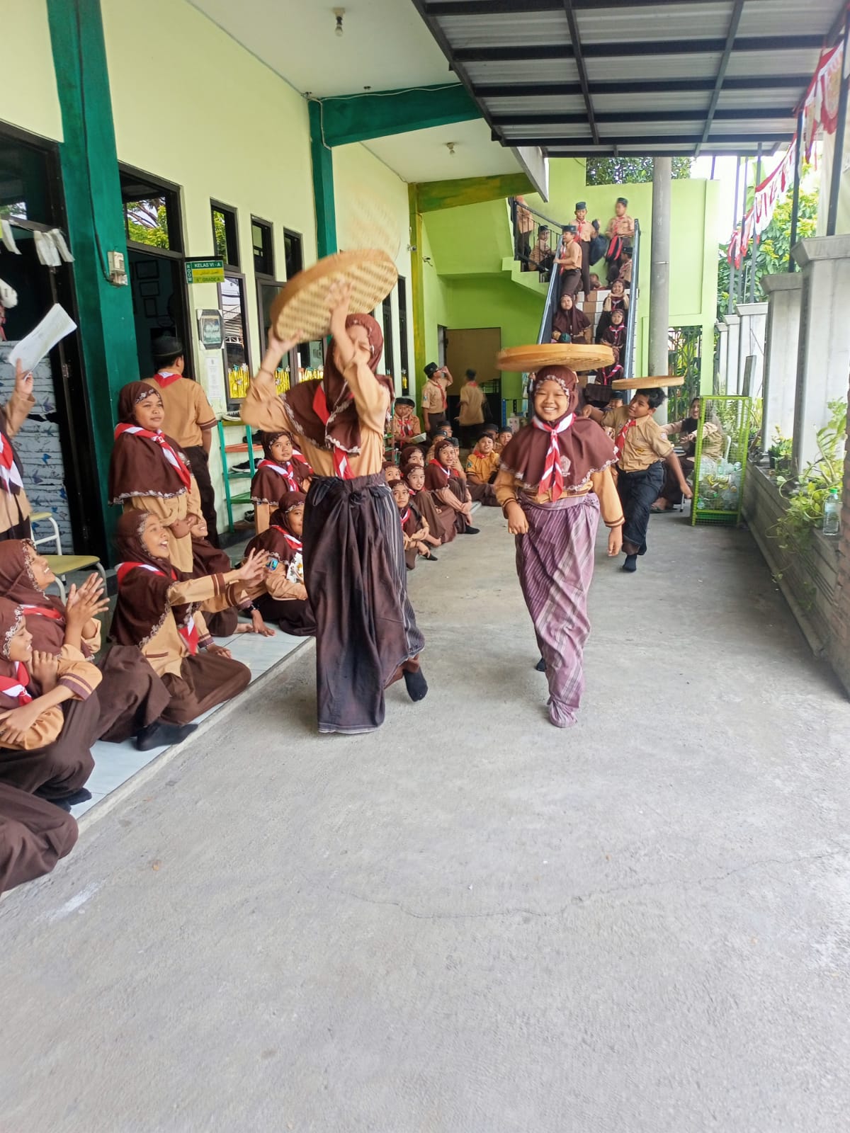 Semarak Kemerdekaan MI Darul Muttaqin: Meriahkan 17 Agustus 2025 dengan Lomba Day 1