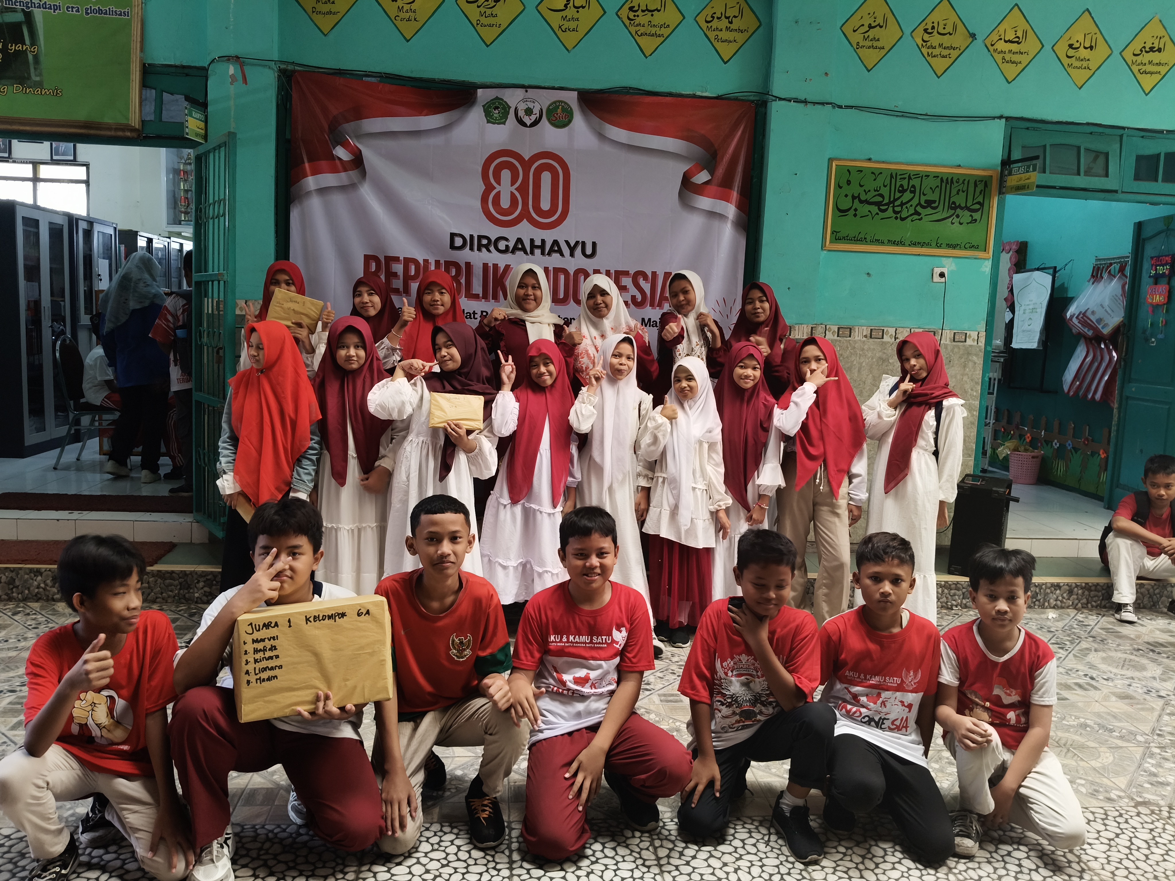 MI Darul Muttaqin Gelar Doa, Makan Bersama, dan Pentas Seni Sambut Hari Kemerdekaan