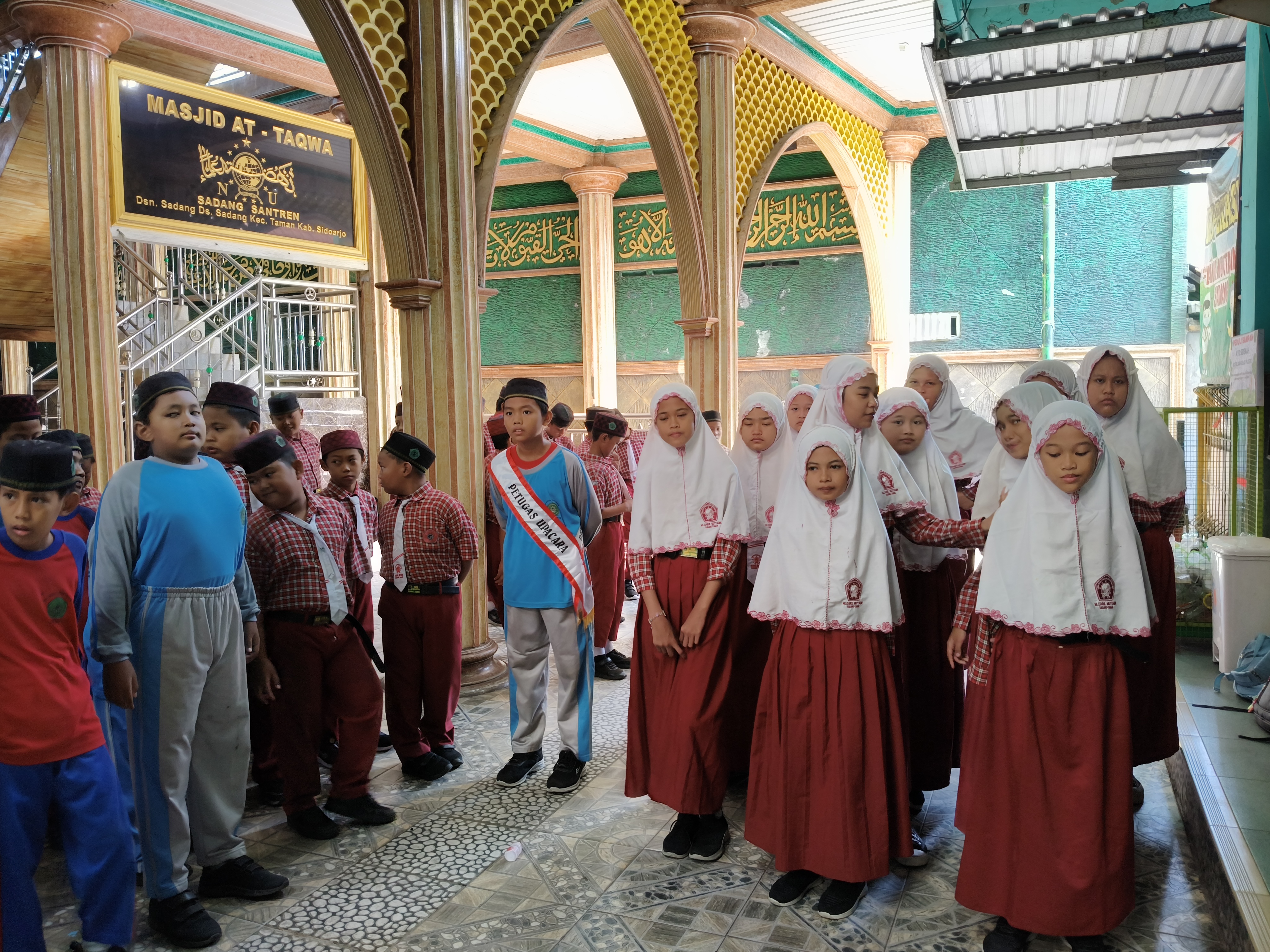 Ibu Nur Aini, S.Pd.I