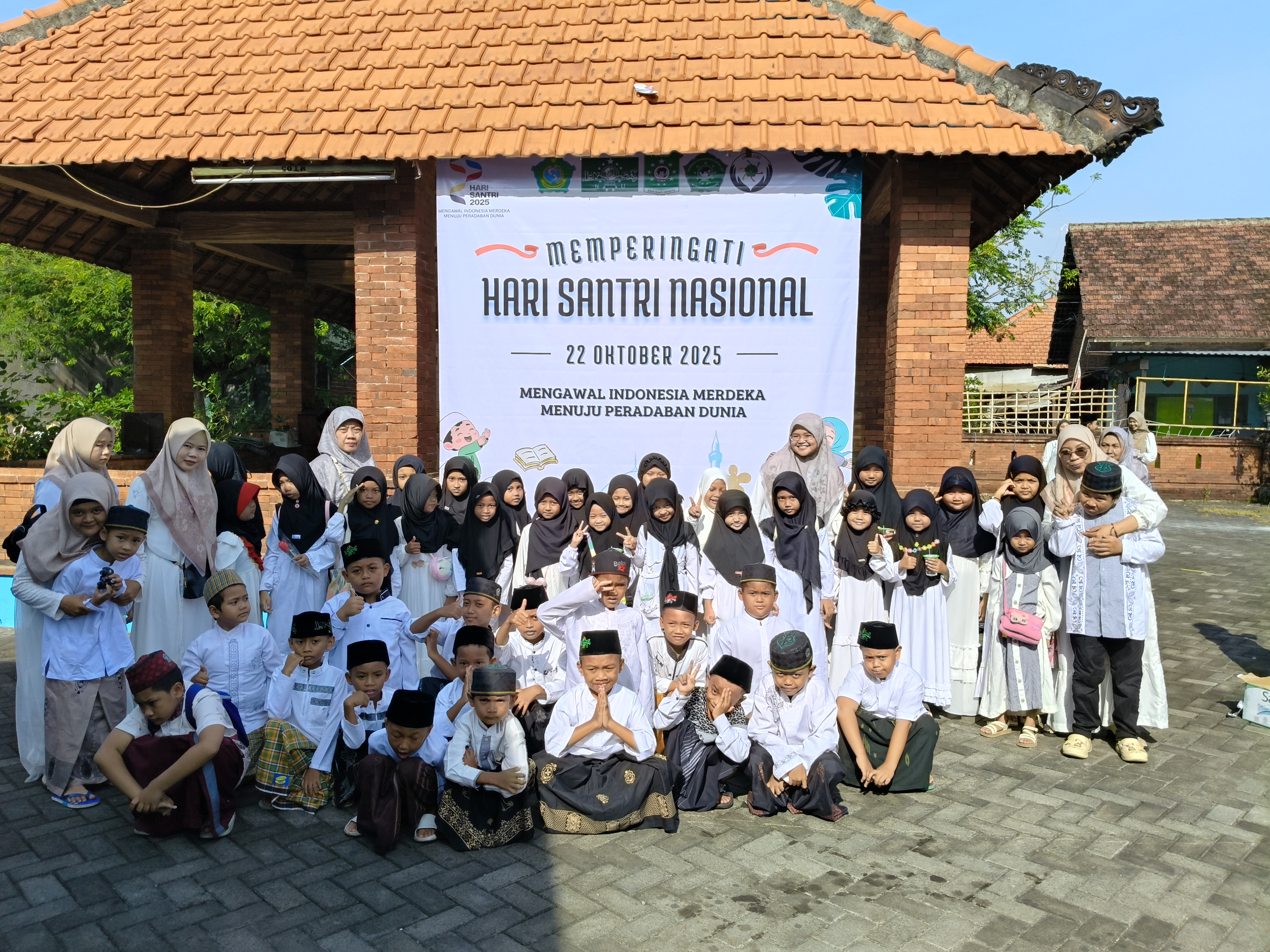 Semarak Hari Santri Nasional 2025 di MI Darul Muttaqin: Mengawal Indonesia Merdeka Menuju Peradaban Dunia