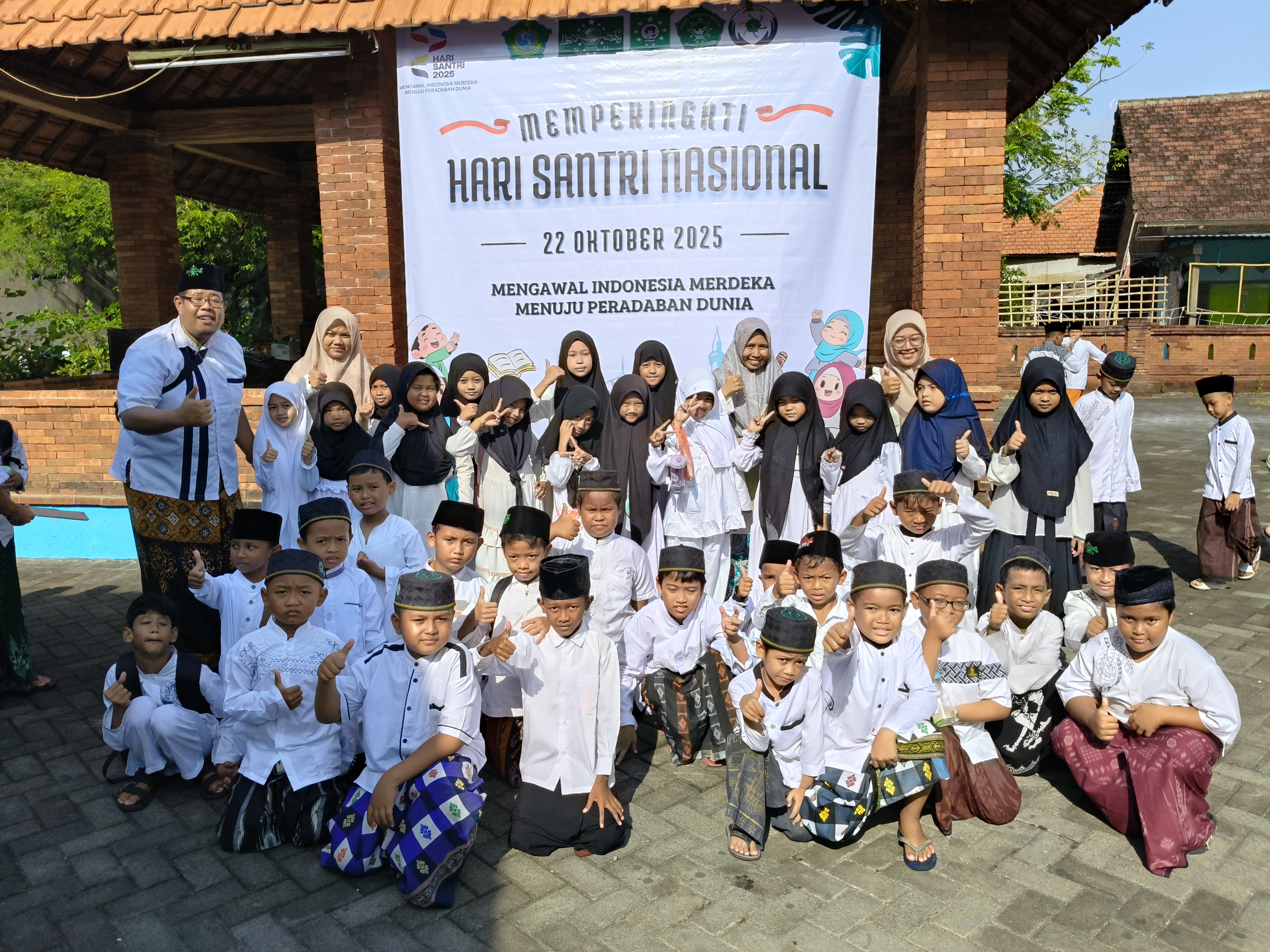 Semarak Hari Santri Nasional 2025 di MI Darul Muttaqin: Mengawal Indonesia Merdeka Menuju Peradaban Dunia