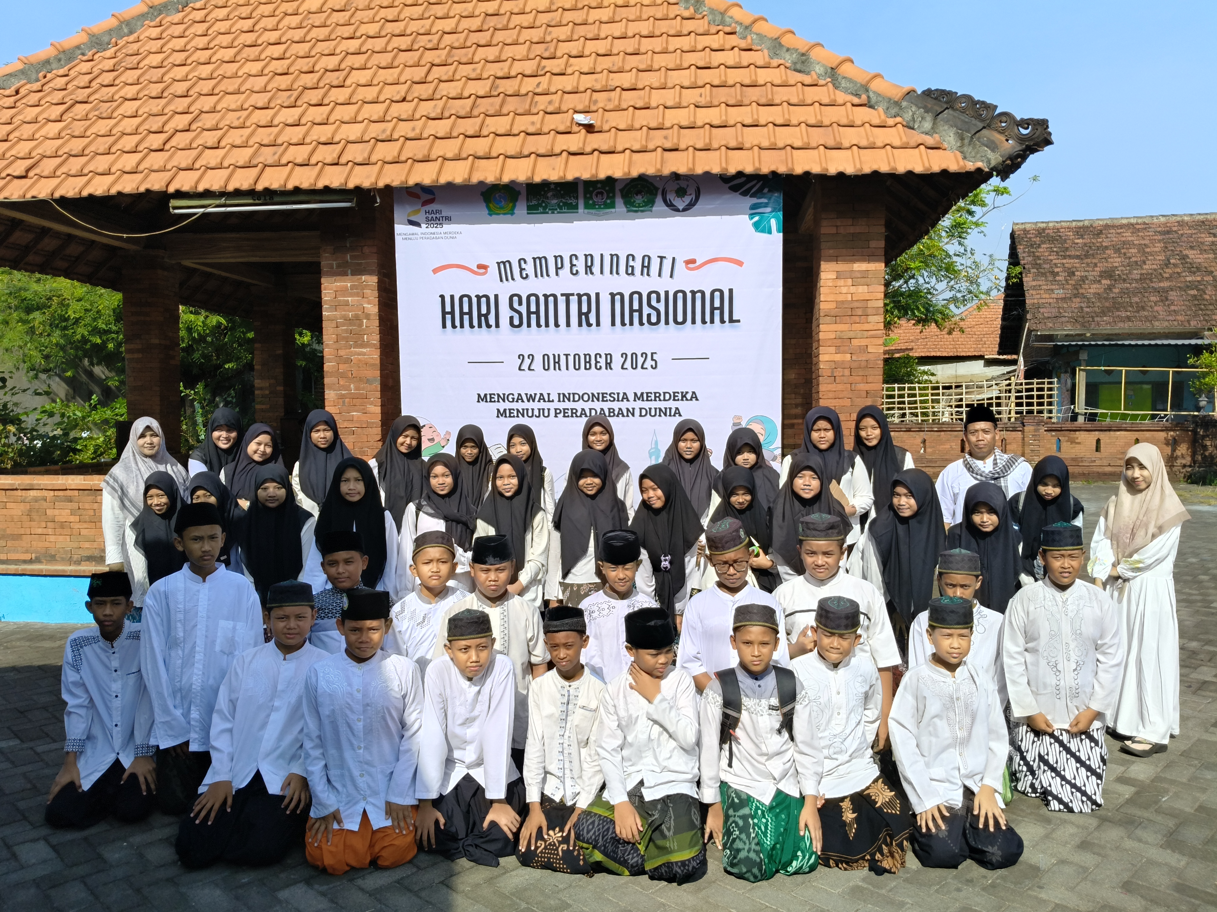 Semarak Hari Santri Nasional 2025 di MI Darul Muttaqin: Mengawal Indonesia Merdeka Menuju Peradaban Dunia