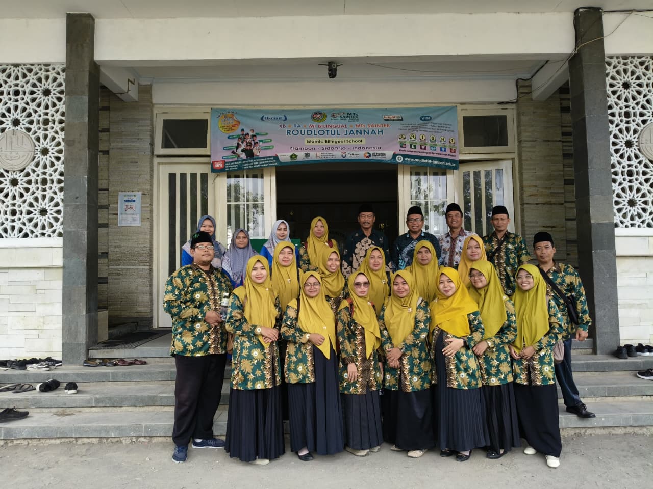 Studi Banding MI Darul Muttaqin ke MI Roudlotul Jannah: Ikhtiar Meningkatkan Mutu Pendidikan dan Penguatan Manajemen Madrasah