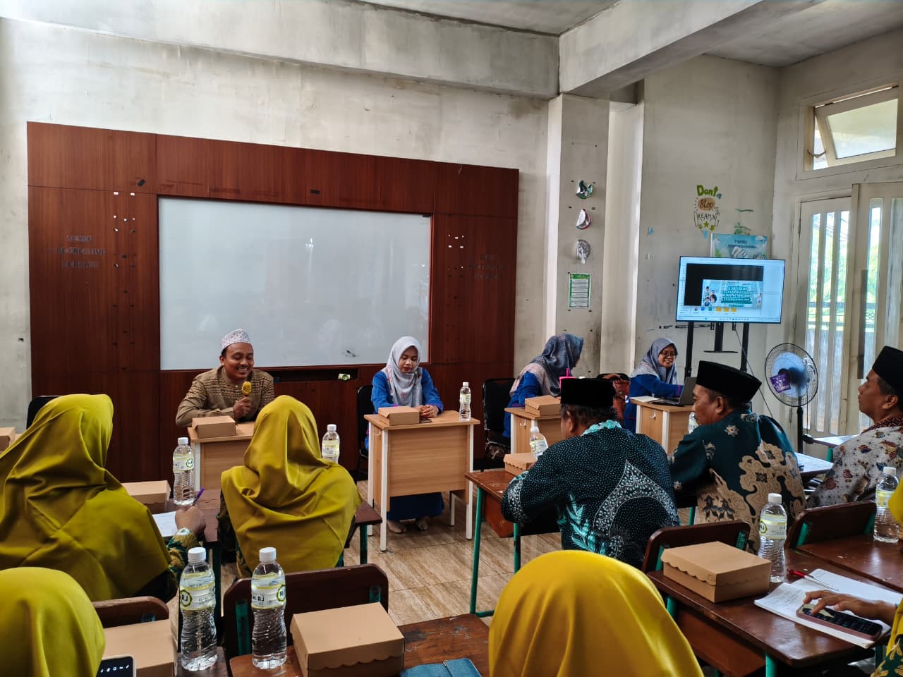 Studi Banding MI Darul Muttaqin ke MI Roudlotul Jannah: Ikhtiar Meningkatkan Mutu Pendidikan dan Penguatan Manajemen Madrasah